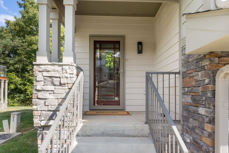 320 Old Hickory Blvd #610, Nashville, TN 37221