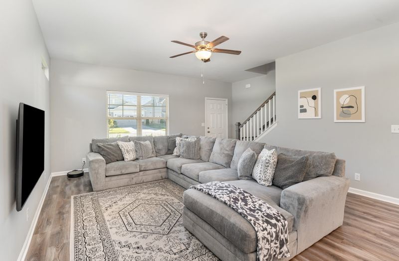 3714 Black Powder Ln, Rockvale, TN 37153