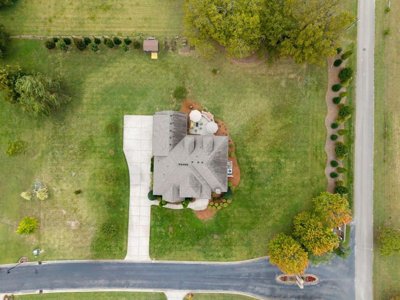 1002 Glastonbury Way, Murfreesboro, TN 37129