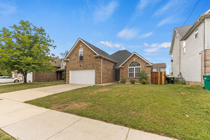 2917 Bayshore Cv, Antioch, TN 37013