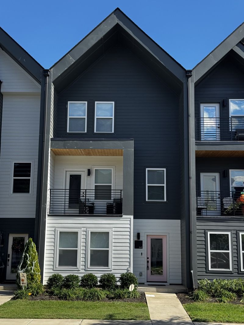 641 Markham St, Nashville, TN 37214
