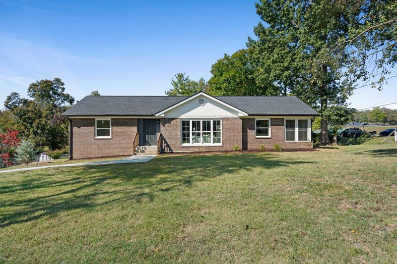 100 S Graycroft Ave, Madison, TN 37115