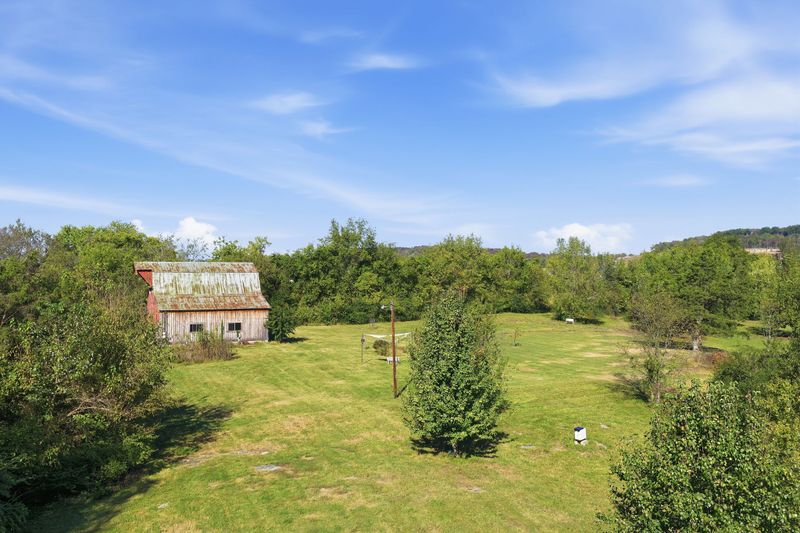 7067 Valley View Rd, Lascassas, TN 37085