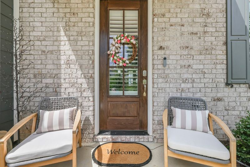 390 Hammock Ln, Spring Hill, TN 37174