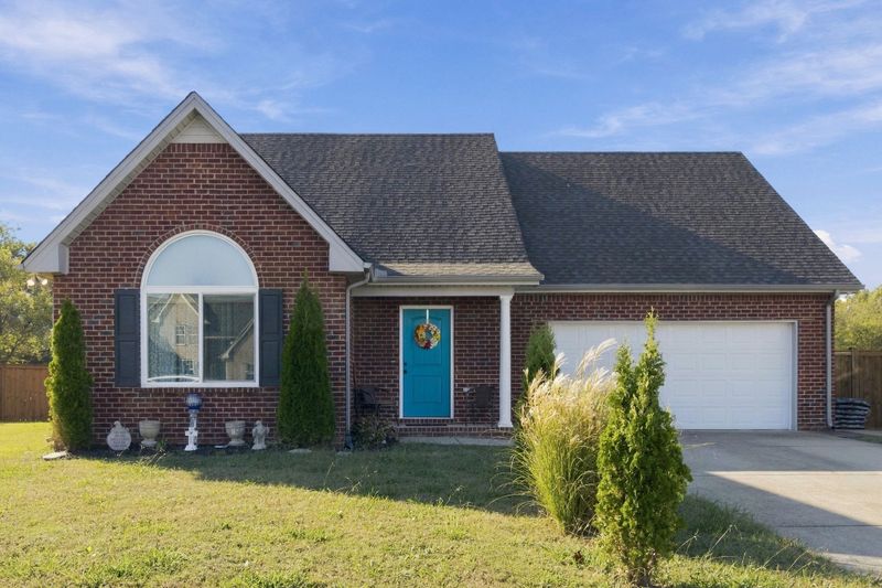 2517 Auldridge Dr, Christiana, TN 37037