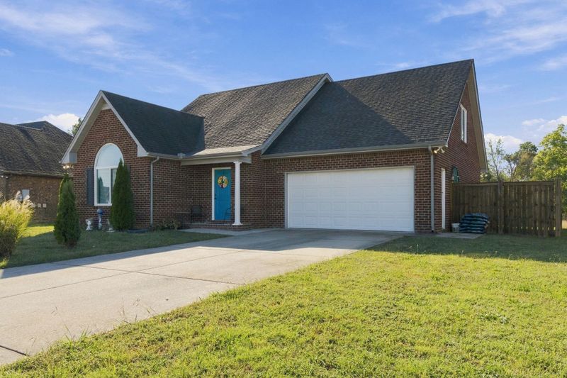 2517 Auldridge Dr, Christiana, TN 37037