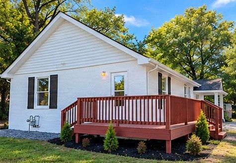 1610 S High St, Columbia, TN 38401