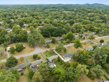 5015 Montclair Dr, Nashville, TN 37211