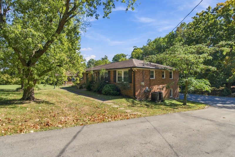 257 Blackman Rd, Nashville, TN 37211