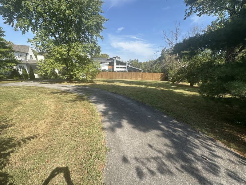 910 Audubon Rd, Nashville, TN 37204