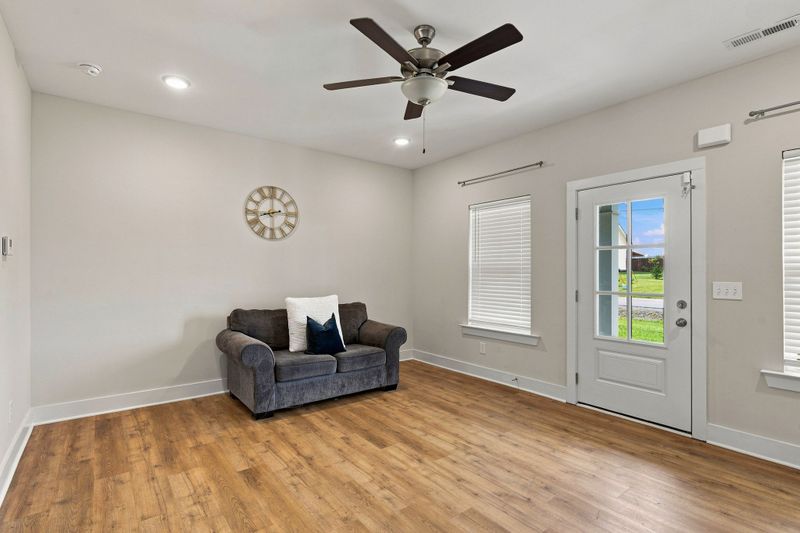 934 Kalu Dr, Murfreesboro, TN 37130