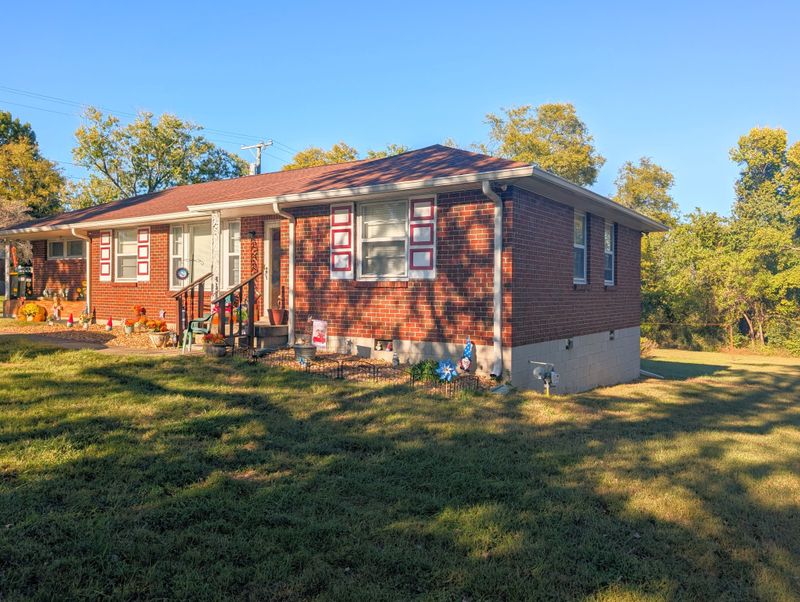 205 Graeme Dr, Nashville, TN 37214