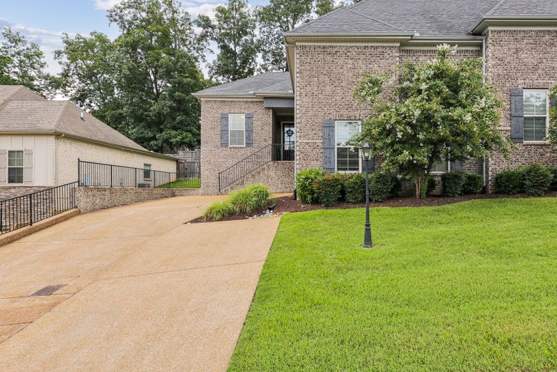 166 Cobbler Cir, Hendersonville, TN 37075