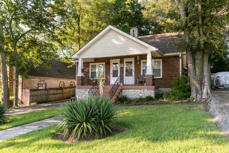208 Rayon Dr, Old Hickory, TN 37138