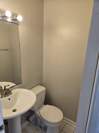 550 Harding Pl #C116, Nashville, TN 37211