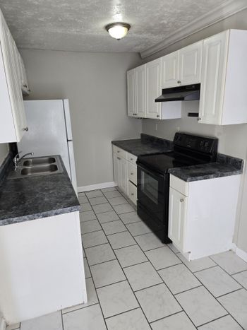 550 Harding Pl #C116, Nashville, TN 37211