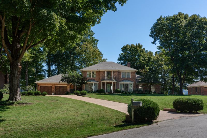 118 High Point Anchorage, Hendersonville, TN 37075