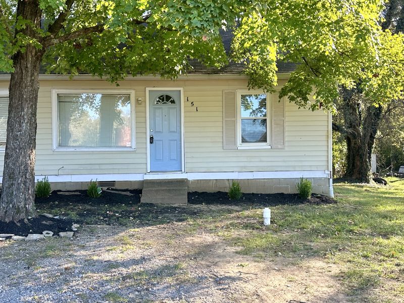 149 W Jackson St W, Gallatin, TN 37066