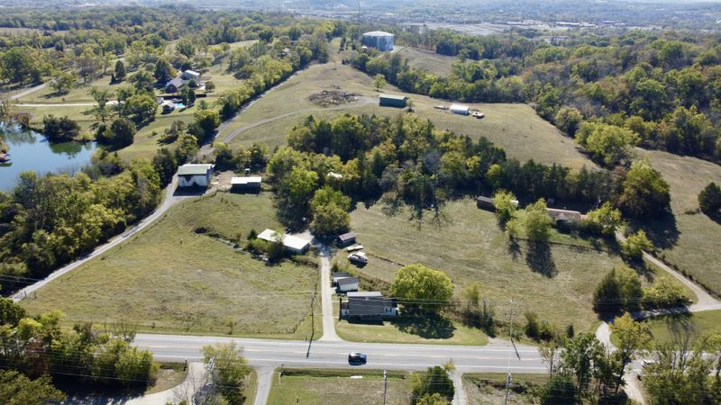 1739 Long Hollow Pike, Gallatin, TN 37066