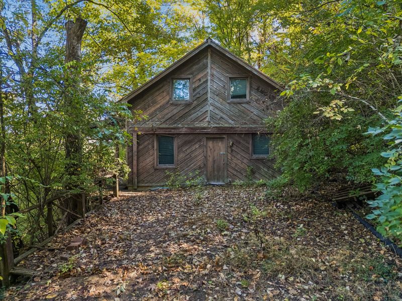 6916 River Road Pike, Nashville, TN 37209
