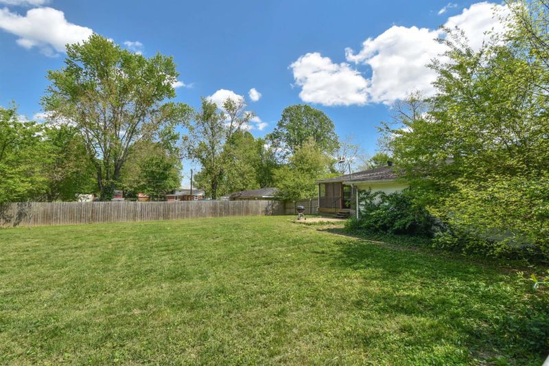 208 Joslin Ave, Gallatin, TN 37066