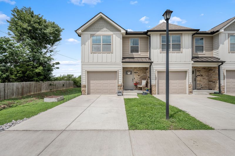 249 Signature Pl, Lebanon, TN 37087