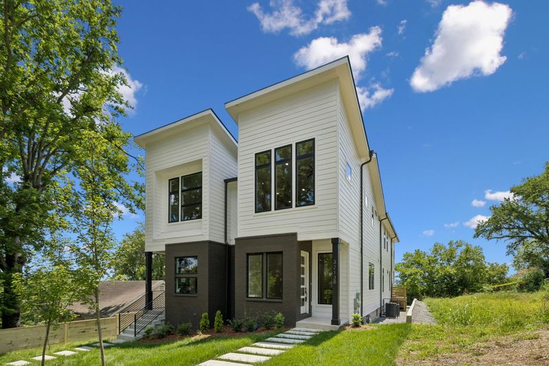 3213 Resha Ln #B, Nashville, TN 37218