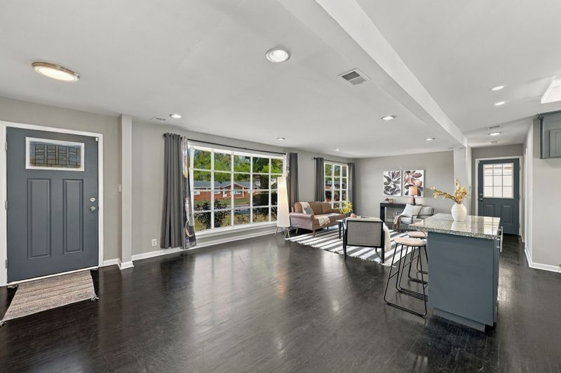 747 Rowan Dr, Nashville, TN 37207