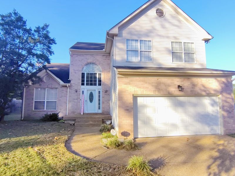 319 Witham Ct, Goodlettsville, TN 37072