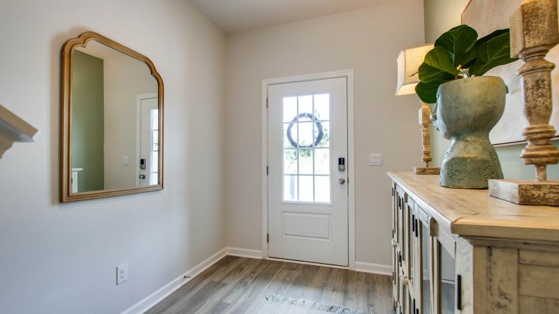 471 Augustine Dr, Lebanon, TN 37087