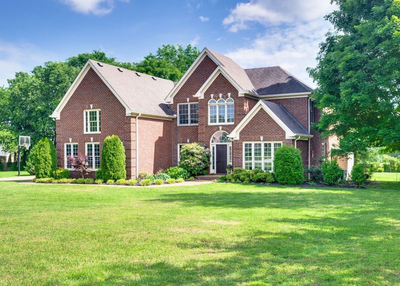 611 Cattail Ln, Franklin, TN 37064