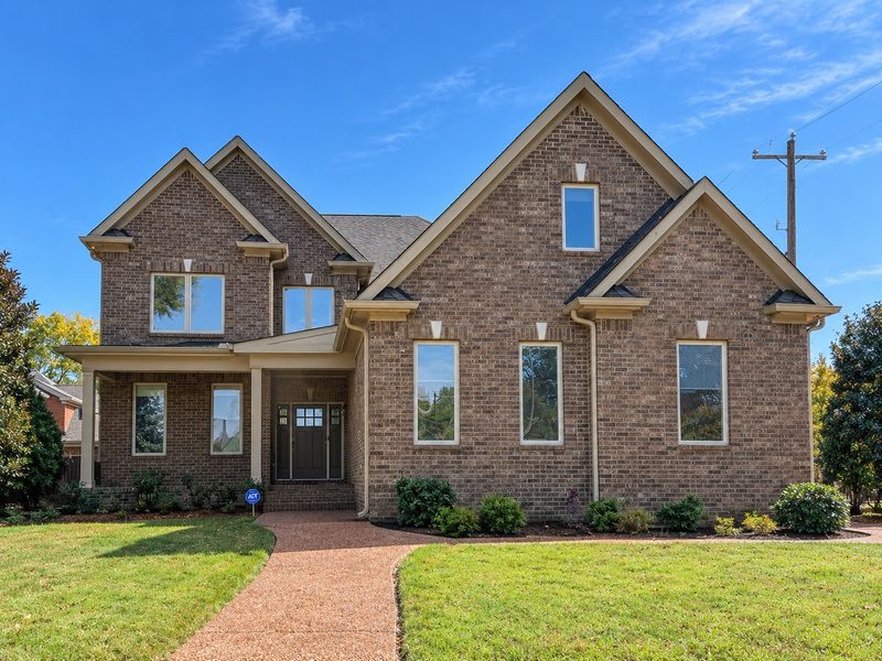 600 Lakemeade Pt, Old Hickory, TN 37138