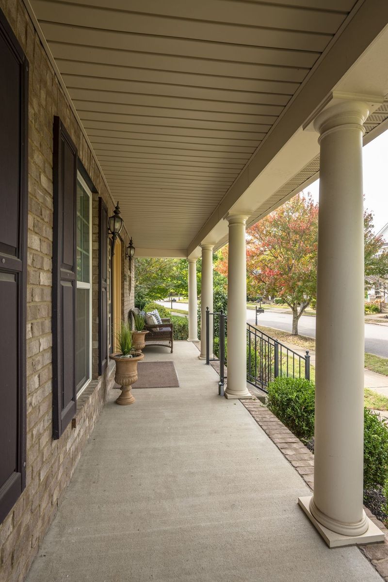 619 Streamside Ln, Franklin, TN 37064
