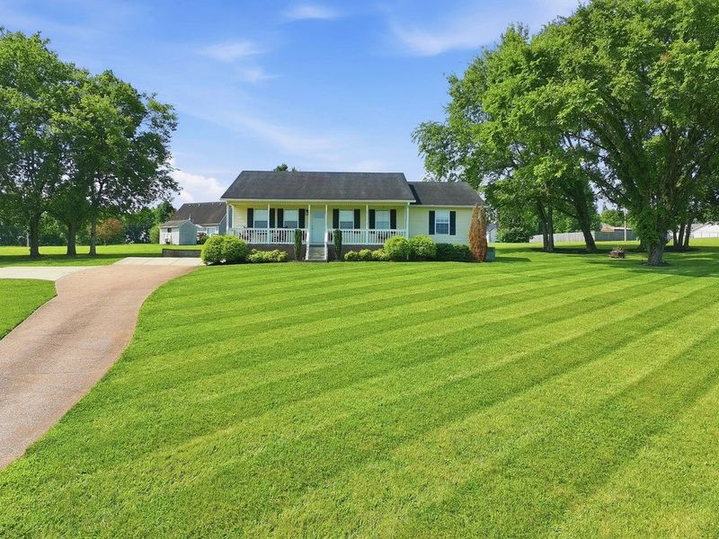 106 Christina Dr, Columbia, TN 38401
