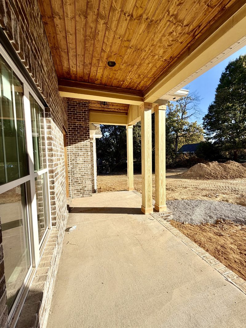 495 South Rd, Cottontown, TN 37048