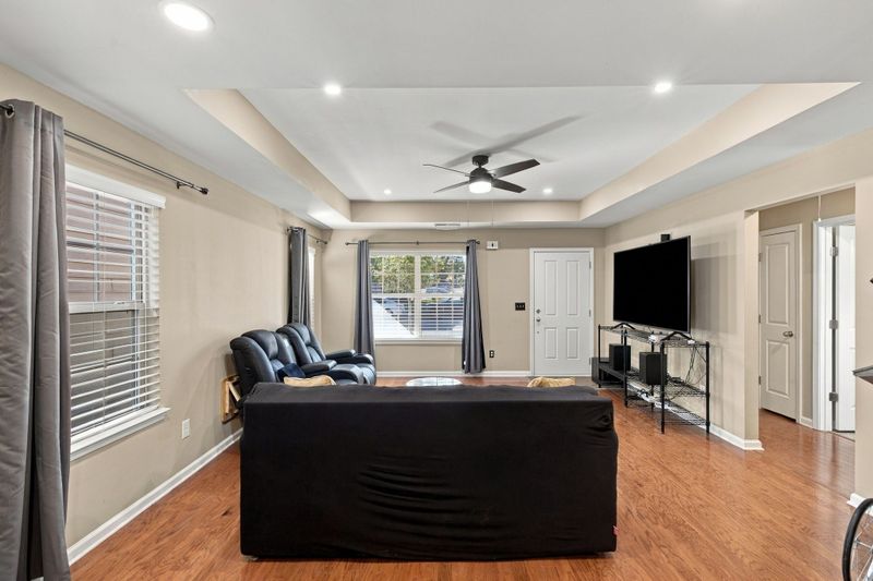 2450 Arden Village Dr, Columbia, TN 38401