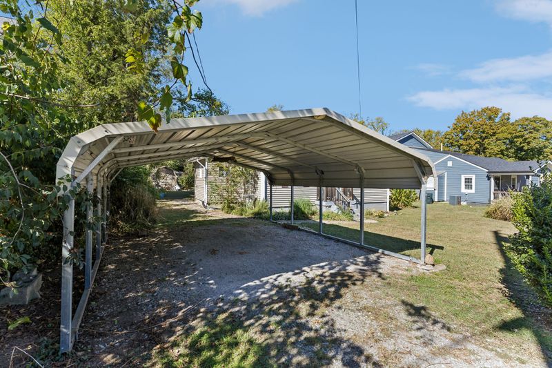 3009 Harlin Dr, Nashville, TN 37211