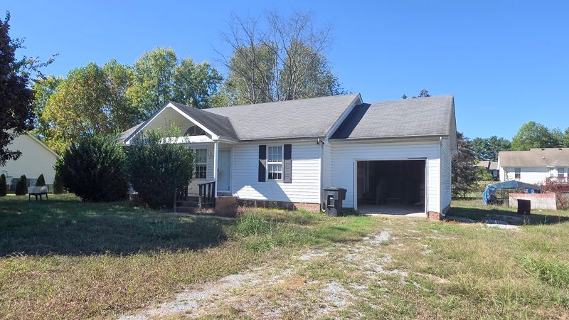 3227 Penny Ln, Murfreesboro, TN 37130