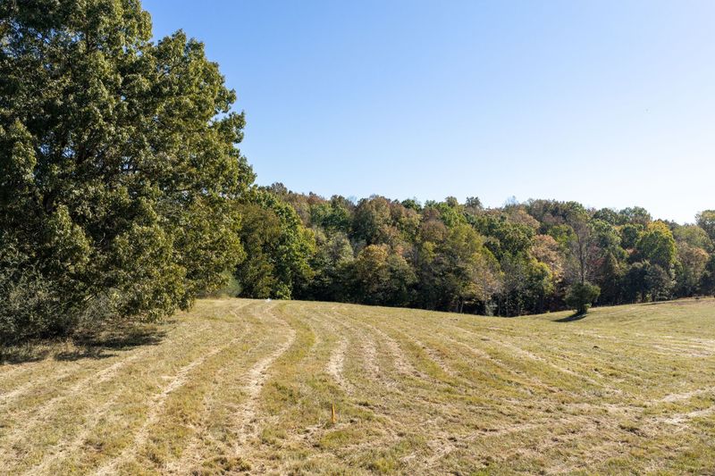 1087 Cowan Rd, Dickson, TN 37055