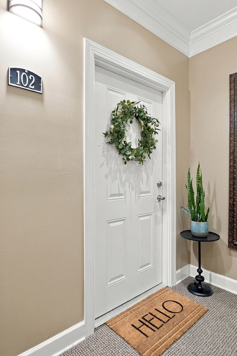 3100 W End Cir #102, Nashville, TN 37203