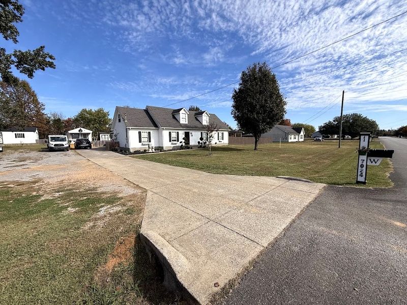 7024 Alexandria Dr, Murfreesboro, TN 37129