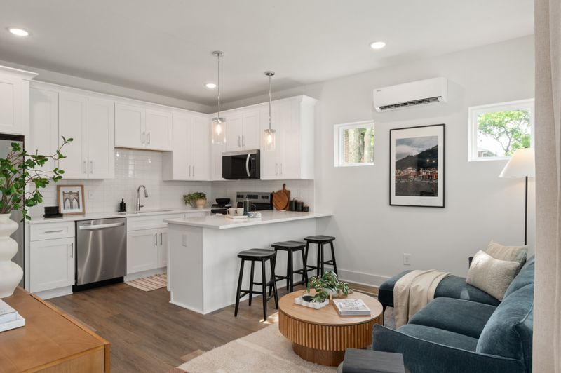 127 Straton St, Nashville, TN 37216