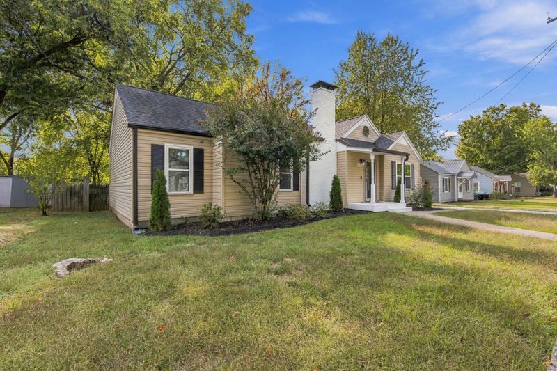 110 E Mcknight Dr, Murfreesboro, TN 37130