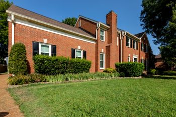 1705 Nottingham Pl, Nashville, TN 37221