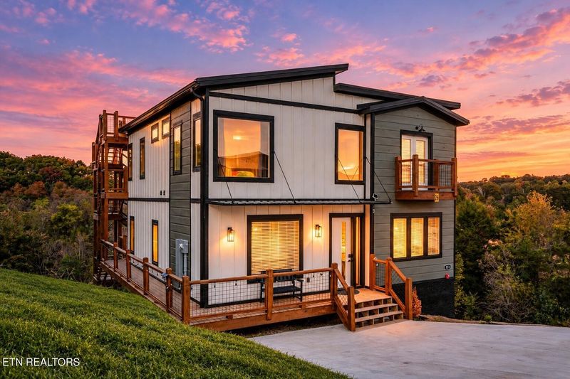 752 Bullwinkle Way, Sevierville, TN 37862