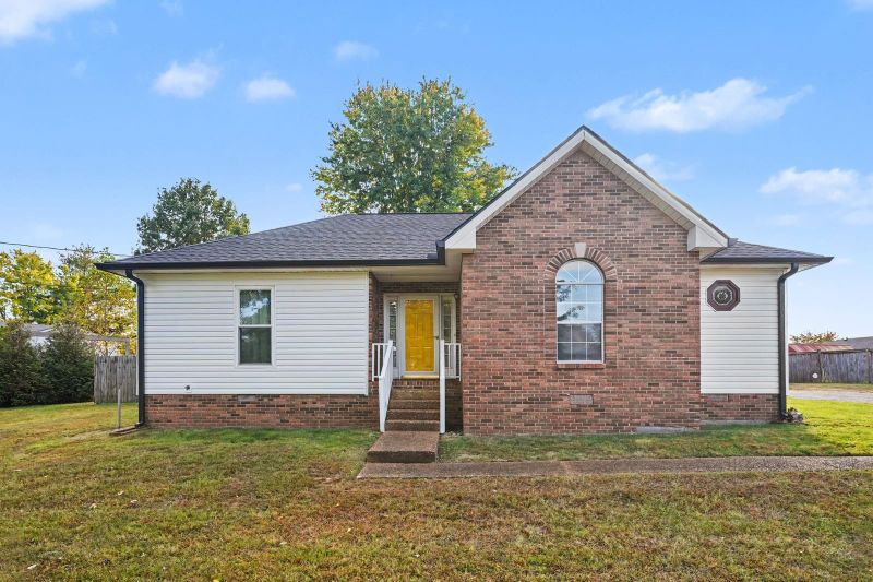 100 Garland Ct, White House, TN 37188