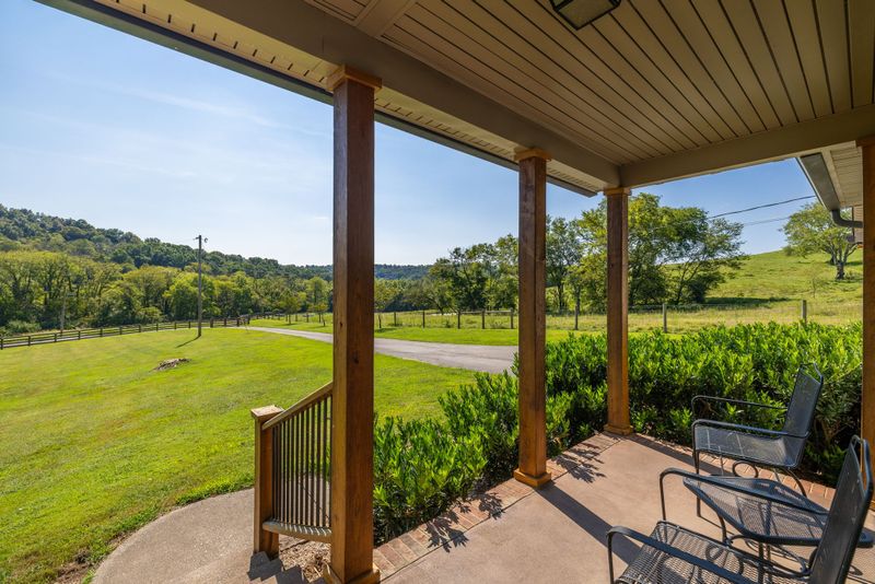 4283 Turkey Creek Rd, Williamsport, TN 38487