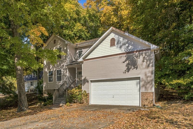 1009 Hunters Ln, Springfield, TN 37172