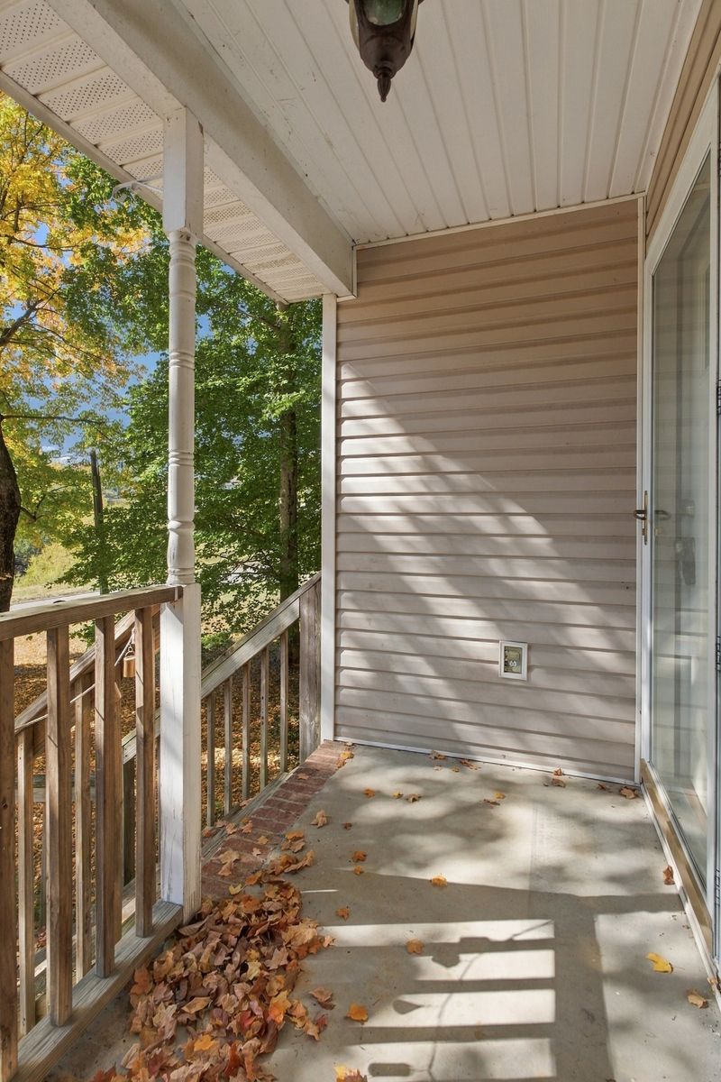 1009 Hunters Ln, Springfield, TN 37172