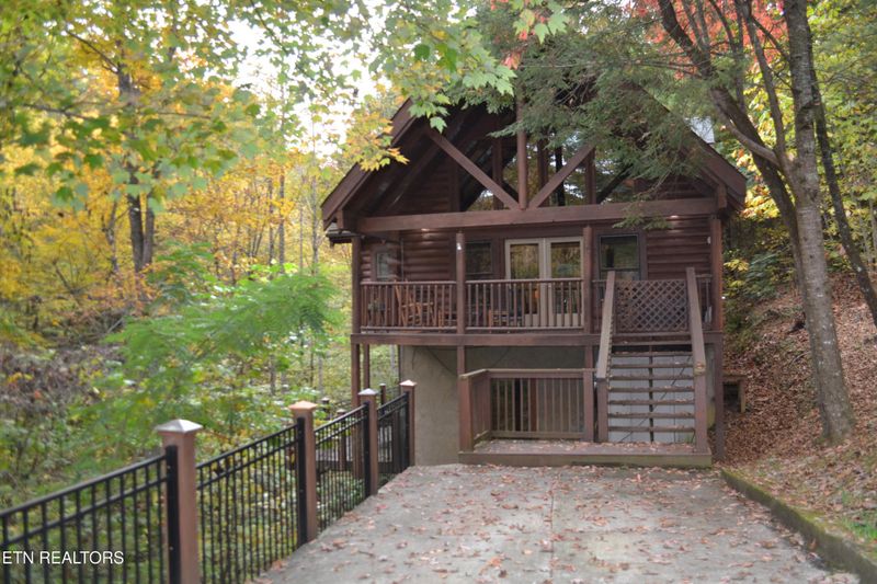 229 Edens Way, Sevierville, TN 37876